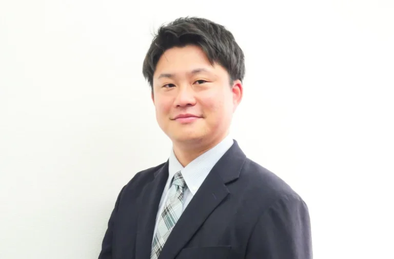 Y.HAYAKAWA
